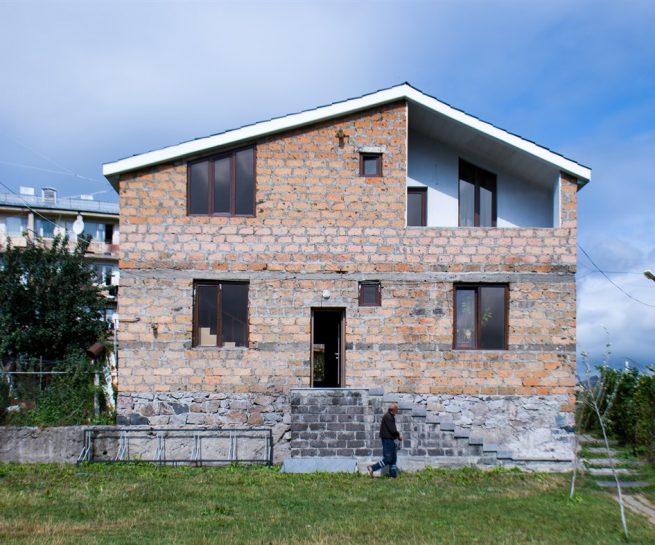 Chambarak guesthouse